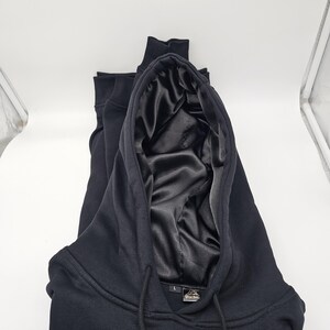 Schwarz Satin Hoodie,Schwarze unisex Kapuzenpullover,dicke warme hoody,satin Kapuzen Sweatshirt. image 13