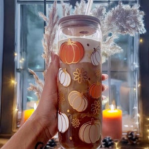 Fall Pumpkins and Daises Glass Cup