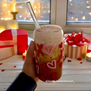 XoXo Valentines Glass Cup, Libbey Glass Cup, Valentines Day Glass Can, Valentines Day Gift for her, Valentines beer can glass