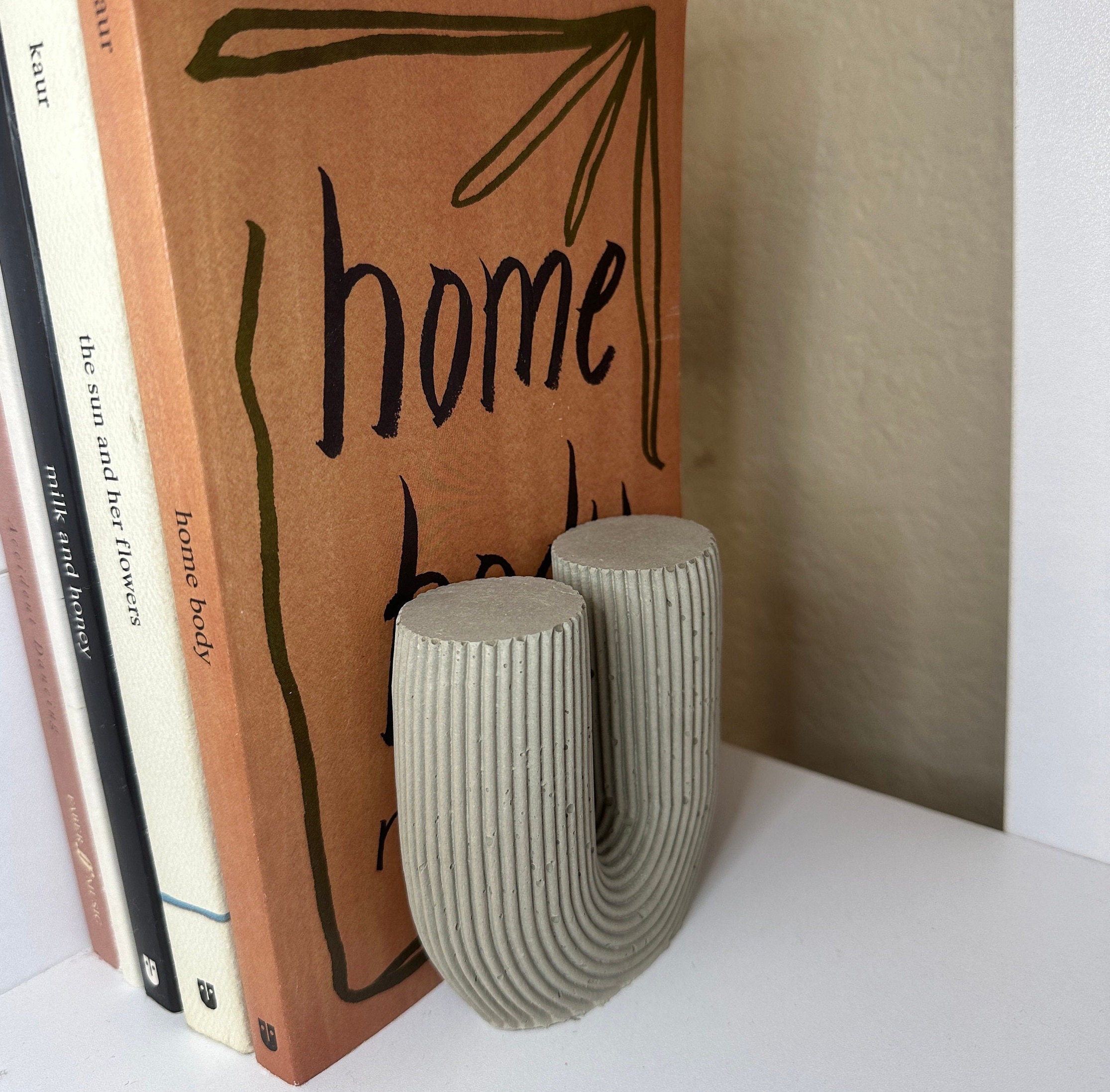 Concrete Bookend | Concrete Arch | Arch Bookend | Modern Bookend | Arch ...