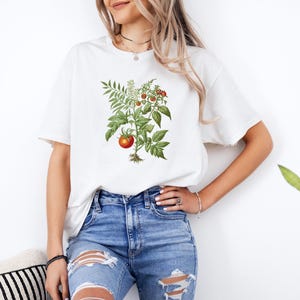 Tomato Shirt, Tomato Girl Shirt, Tomato Plant Shirt, Tomato Gift, Gardener Shirt, Tomato Lover Shirt, Vintage Fruit & Vegetable Shirt