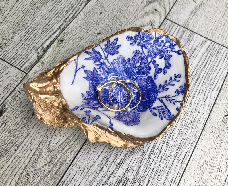 Porte-bagues coquille d'huîtres, porte-objets, décoration côtière, cadeaux de douche nuptiale, plateau à bijoux de découpage, cadeau unique Blue & White