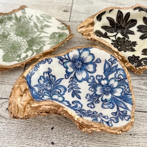 Handmade Oyster Shell Ring Dish or Trinket Dish,  Bridal Shower Gift, Beach Themed Wedding, Unique Gift,  Newlywed Gift, Engagement Gift