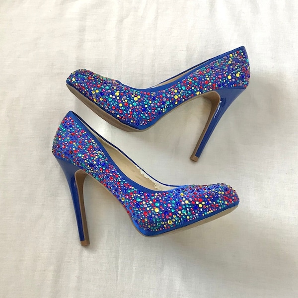 Rhinestone Sparkly Rainbow Glam Heels Size 7.5 Glitter Round Toe Toed Elegant Formal Ball Shoes High Heels Gala Evening Formal Theater