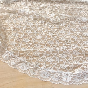 Vintage Oval Lace Tablecloth Topper Floral Dining Table Decor Venetian White Floral Flower Shabby Chic Russian French Country Cottagecore