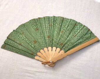 Vintage Chinese Bamboo Fan Folding Green Pattern Painted Fabric Cotton Handhold Hand Fan Foldable Cosplay Chinoiserie Decor Decoration