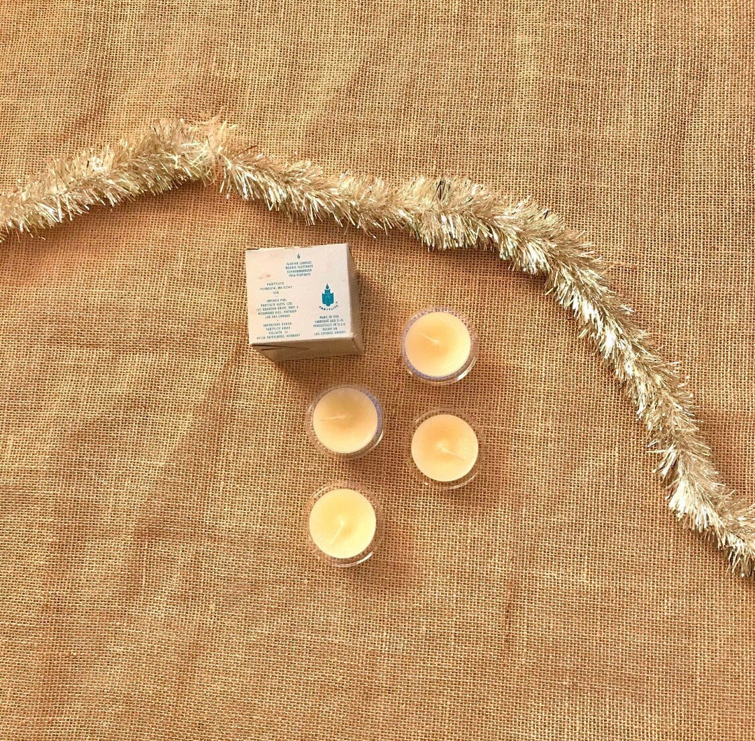 Set of 4 Vintage Partylite Floater Candles Vanilla Scented Paraffin