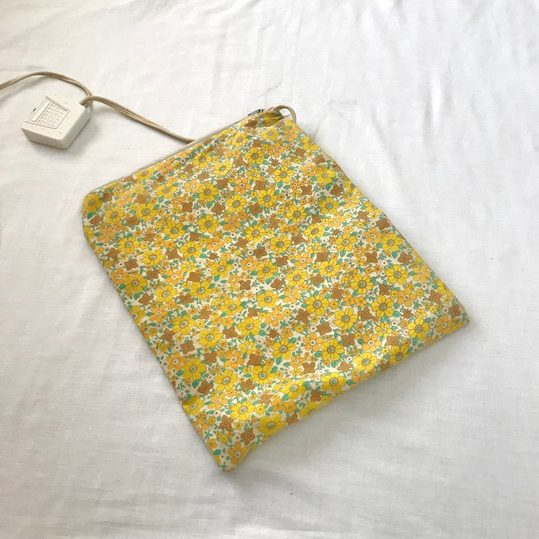 Vintage Electric Heating Pad 60s 70s Floral Plug in Electric Winter