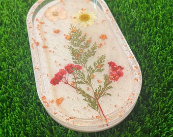 Handmade Resin Pill Tray | Floral Decor | Dried Flowers | Bathroom Vanity Tray | Trinket Tray | Catch All Dish | Boho Decor | Nature Decor