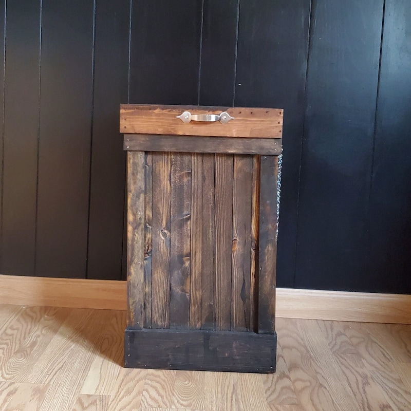 Rustic Trash Can With Lid - Etsy