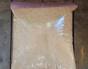 Oak Sawdust: Extra Fine, 1 Gallon Bag, Arts, Crafts, Gardening