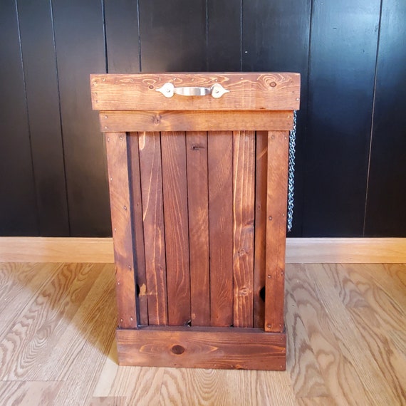 Rustic Wood 13 Gallon Kitchen Trash Can 