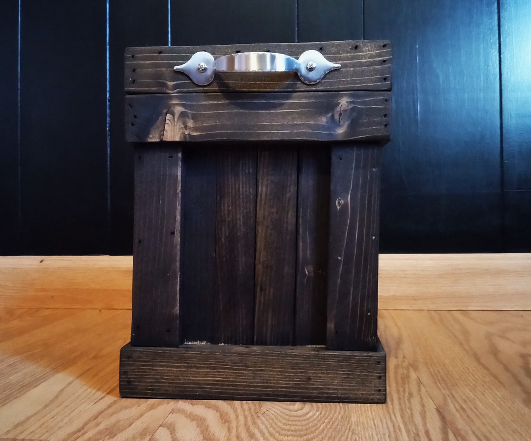 Rustic Garbage Can, Small Trash Bin, RV Storage, Portable Trash Bin ...