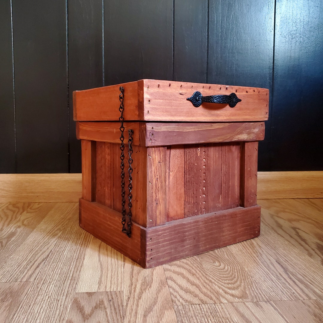 Rustic Wood Trash Bin, Bathroom Trash Can, Garbage Can, Rustic Bathroom ...