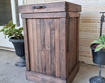 Rustic Wood Trash Can: 16 Gallon Kitchen Garbage Bin, Dog Proof