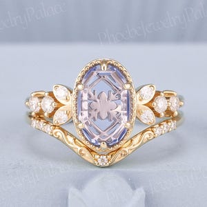 Vintage Cornflower Sapphire Engagement Ring Set Moissanite Ring Natural Engraved Curved Band Stacking Ring Wedding Set Promise for Her