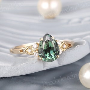 Vintage green sapphire engagement ring pear sapphire rings for women vintage opal moissanite cluster wedding graduate gift for her