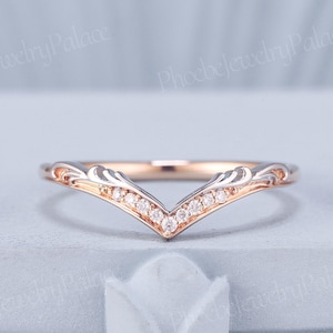 Vintage Curved Wedding Band Two Tone Gold Unique Moissanite Wedding Rings for Women Vine Stackable ring Chevron Matching Band Custom Ring