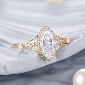 Delicado anillo de compromiso de moissanita marquesa, Anillos de boda con bisel únicos para mujeres, Anillo de racimo de diamantes Art Déco, Anillo hecho a mano vintage personalizado