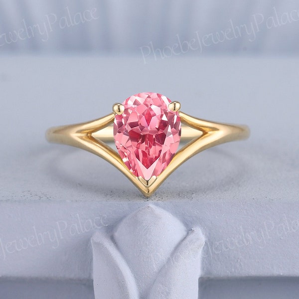 Art Deco Tear Drop Peach Pink Sapphire Engagement Ring Gold Unique Pear Rings for Women Solitaire Ring Moissanite Anniversary Gift for Her