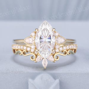 Vintage 2ct Marquise Moissanite Engagement Ring Set Unique Minimalism Wedding Rings for Women Diamond Cluster Ring Handmade Anniversary Gift