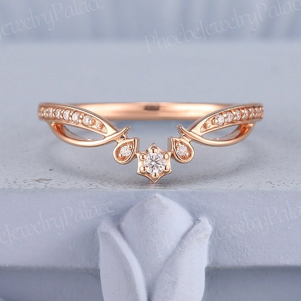 Art Deco Moissanite Curved Wedding Band Gold Wedding Rings for Women Diamond Matching Ring Band Chevron Band V Shaped Ring Anniversary Gift