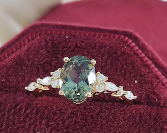Vintage Olive Green Sapphire Engagement Ring Rose Gold Minimalism Wedding Ring Diamond Cluster Anniversary Gift Rings for Women Handmade