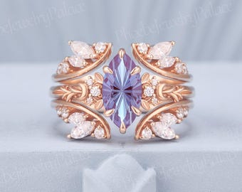 Vintage 3pcs Alexandrite Engagement Ring Set Unique Firework Bridal Set Women Gold Moissanite Enhancer Rings Custom Gift for Her Handmade