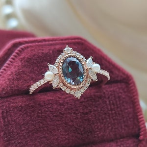 Vintage Alexandrite Engagement Ring Delicate Oval Wedding Ring Solid Gold Diamond Halo Promise Ring Unique Anniversary Gift for Her Custom