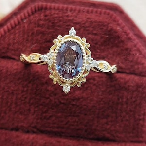 Oval Cut Alexandrite Engagement Ring Vintage Filigree Rose Gold Wedding Ring Unique Color Changed Gemstone Milgrain Bridal Ring For Women