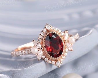 Vintage Oval Shaped Garnet and Pearl Engagement Ring Art Deco Ruby Filigree Solid Gold Wedding Ring Unique Birthstone Ring Anniversary Gift