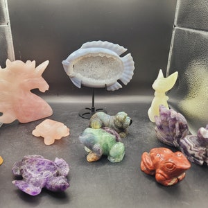 Crystal animal carving