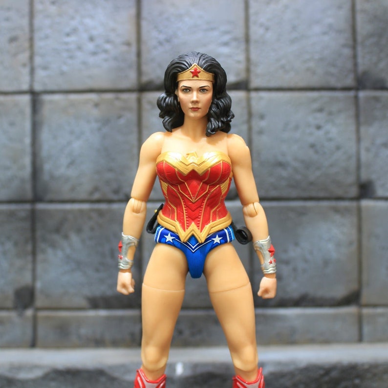 thumbnail image 2 of Vtoys 1/12 Custom Head Sculpt – Wonder Woman (Lynda Carter) For DC Universe Action Figures 2 of 4