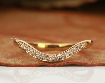 Round Lab Grown Diamond Curved Ring, Sustainable Wedding Band for Women, Lab Create Diamond Band, Anniversary Gift for Wife, Chevron Ring