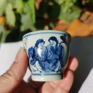 1 pcs Handmade Ceramics Pottery Tea Cup Figure Pattern Small Teacups Collection Serveware Decorated cup gift .