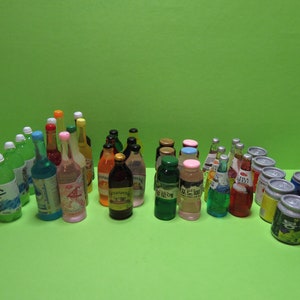 1/6 scale Miniature Juice Bottle Juice Can 1:6 scale Fashion doll size Juice bottles Miniature Food Doll size