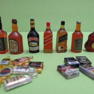 1:6 Scale Doll Miniaturea Whikey Bottles Shot Glasses Doll Cigarett 11.5 inch doll size mini whiskey bottles Doll Drink