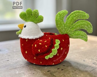 Wzór na szydełkowego koguta truskawkowego, pluszowa zabawka amigurumi z kurczakiem owocowym, pluszowy prezent w postaci zwierzęcia gospodarskiego