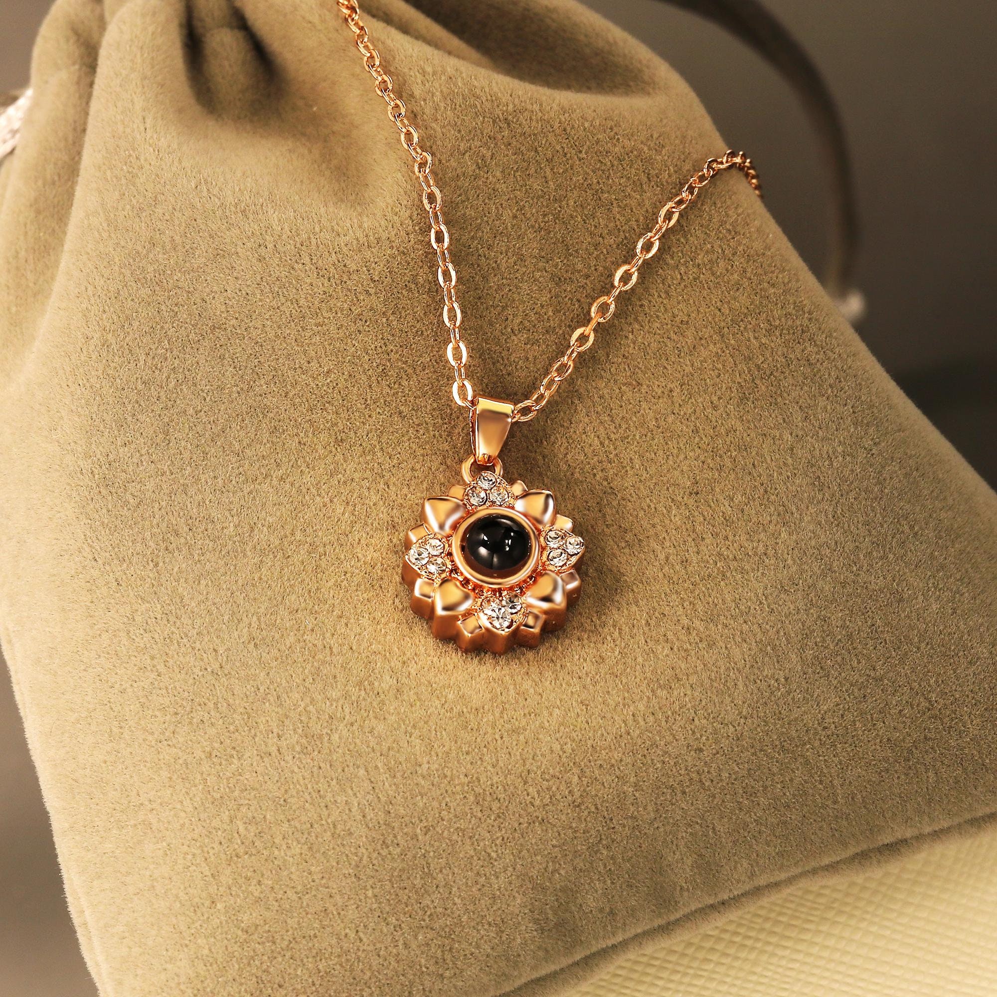 Azura love deals projection necklace