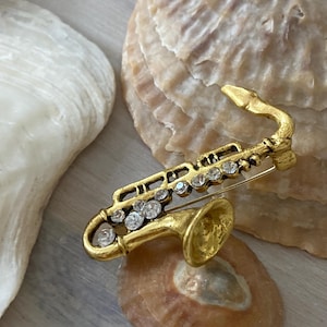 Golden Saxophone Brooch