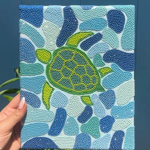 ウミガメのラインストーン絵画 - ビーチウォールアート - 手作りオーシャンウォールアート | 沿岸ホームデコレーション | タートルモザイク絵 |