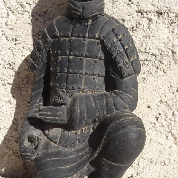 Statue de soldat archer en terre cuite de Xi'an  Chine