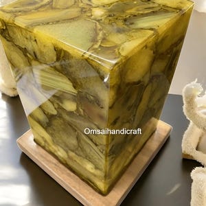 Stunning  Agate Stone Top Lamp for Your Home, Luxurious Gemstone Accent Lamp, Handcrafted Lamp for Living Room & Wedding Gift Decors