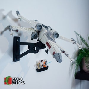 Gecko Bricks Wall Mount for LEGO Star Wars Luke Skywalker’s X-Wing Fighter 75301 3D Printed