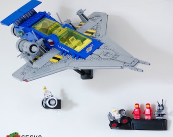 Gecko Bricks 2 in 1 Wall mount for LEGO Galaxy Explorer Space Ship 10497 3D printed