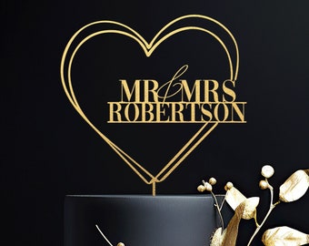 Wedding Cake Topper with a Heart, Heart cake topper,Custom Mr and Mrs Cake Toppers for Wedding, Wedding cake topper,Personalized cake topper