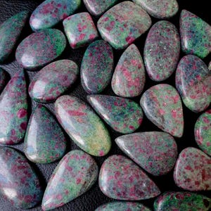 Palm Ruby Kyanite Stone - Natural Ruby Kyanite Gemstone - Hand Polish Ruby Kyanite Cabochon Ruby Kyanite Crystal Stone For Jewelry 38to45MM