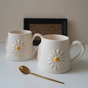 Daisy Coffee Mug, Ceramic Mug, Tea Cup, Gift For Her, Gift For Mom, Kitchen Decor