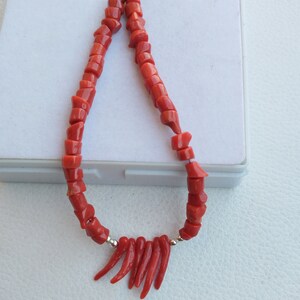 Cuentas de coral rojo pulidas sin cortar del Mediterráneo, cuentas de coral rojo vintage naturales, cuentas de coral rojo antiguo en forma áspera... Para joyería A867