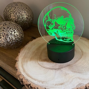 Anatomical Skull LED Lamp - Multi-colours with remote - USB or Battery Powered